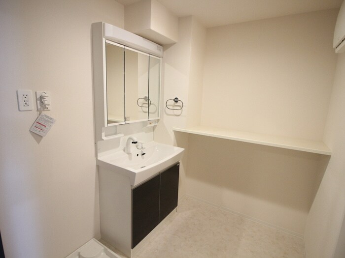 物件内観写真14　(洗面)