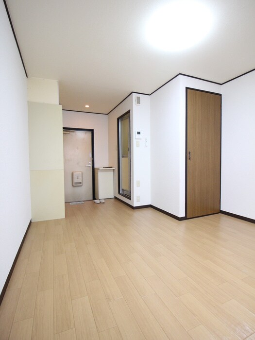 物件内観写真9　(居室)