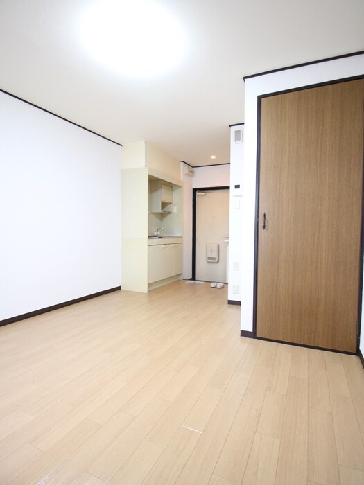 物件内観写真10　(居室)