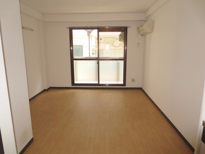 物件内観写真12　(居室)