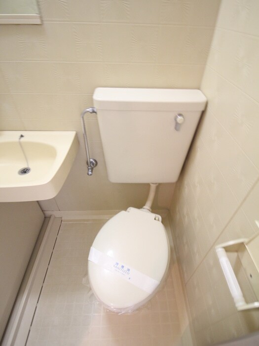 物件内観写真16　(トイレ)