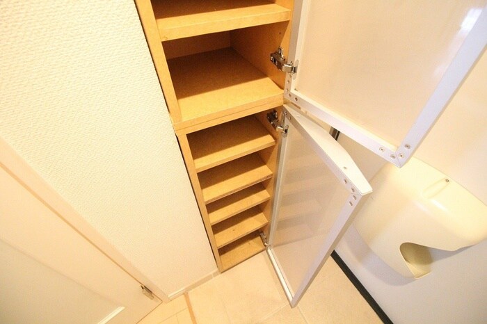 物件内観写真15　(靴箱)