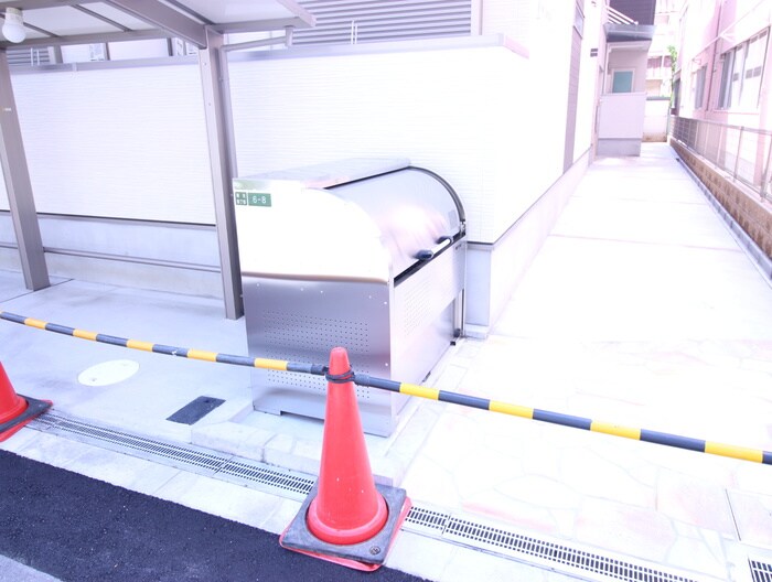 物件外観写真4　(建物設備)