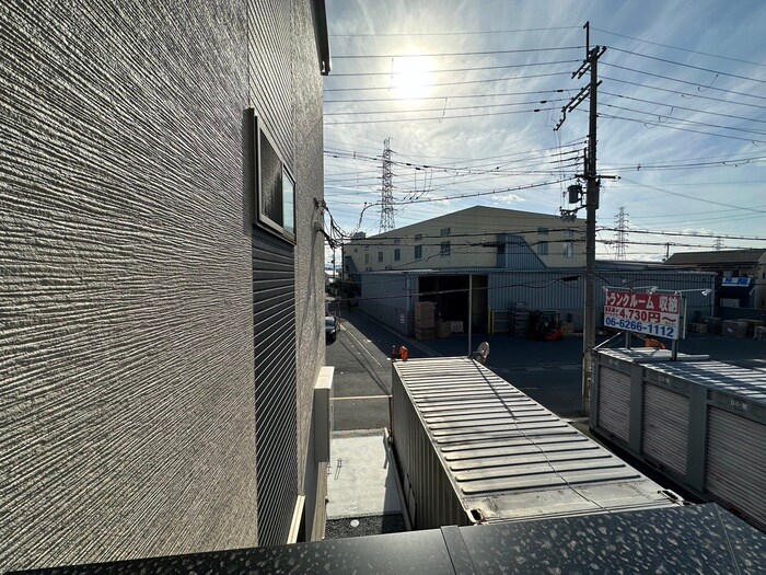 物件内観写真13　(室内からの展望)