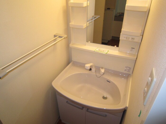 物件内観写真9　(洗面)