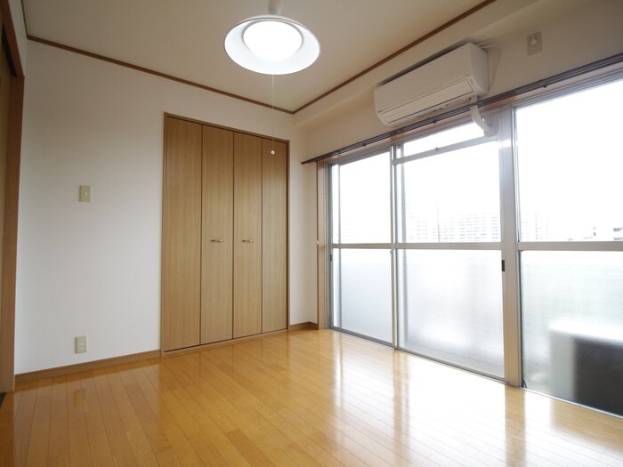 物件内観写真8　(居室)