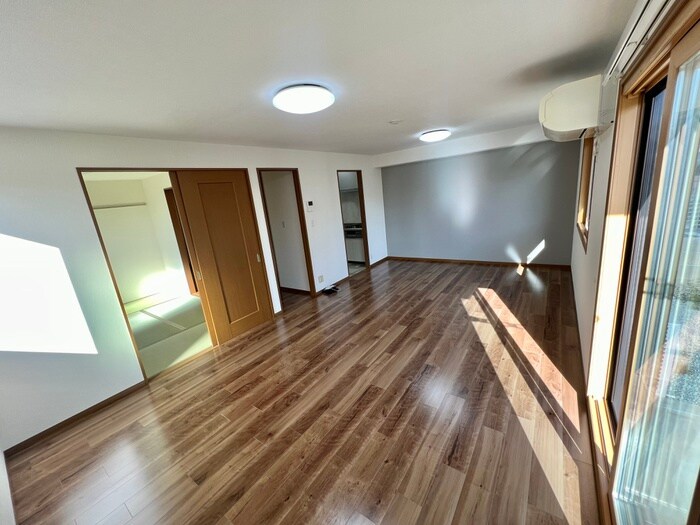 物件内観写真8　(居室)