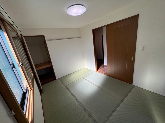 物件内観写真9　(居室)