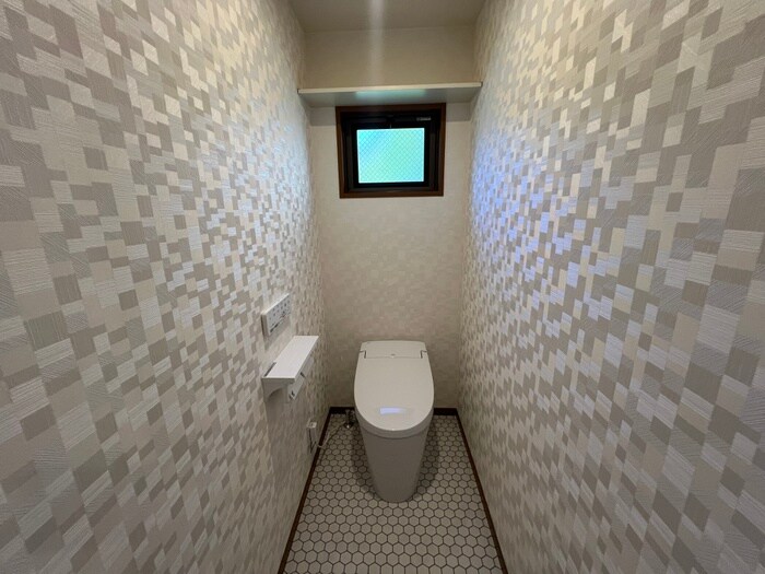 物件内観写真15　(トイレ)