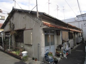 野里町貸家外観写真