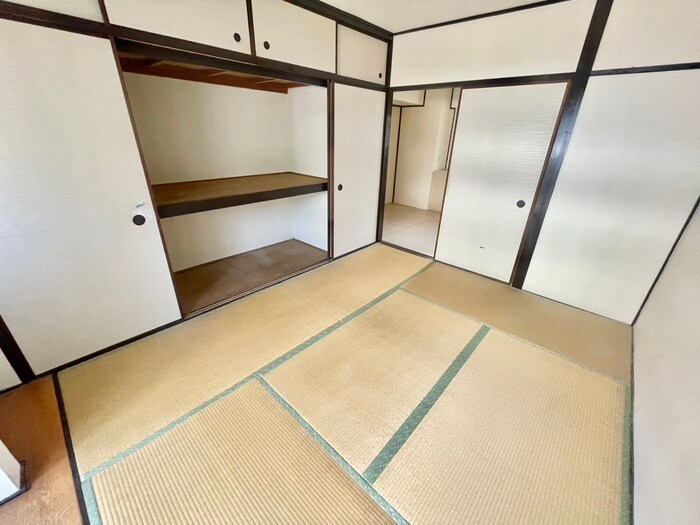 物件内観写真13　(居室)