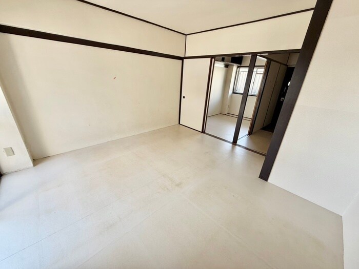 物件内観写真15　(居室)