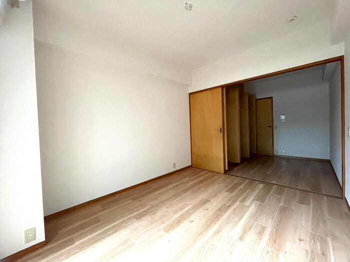 物件内観写真10　(居室)