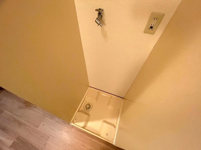 物件内観写真19　(洗濯機置場)