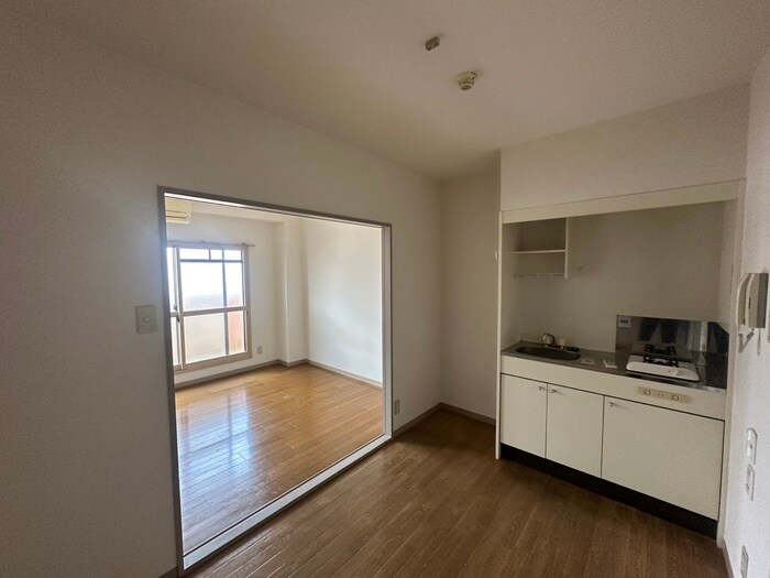 物件内観写真12　(居室)