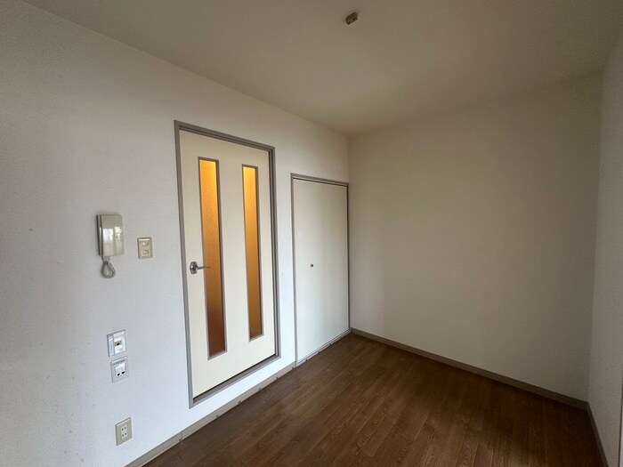 物件内観写真17　(居室)