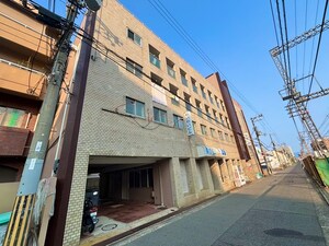 三国ケ丘マンション外観写真