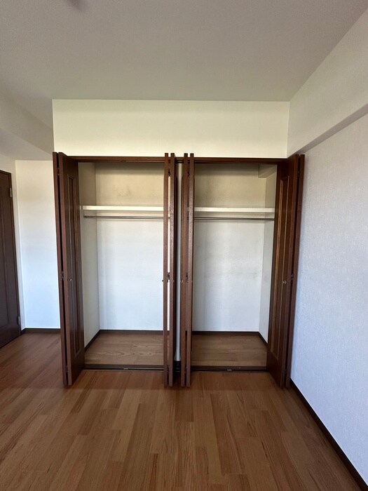 物件内観写真15　(収納)