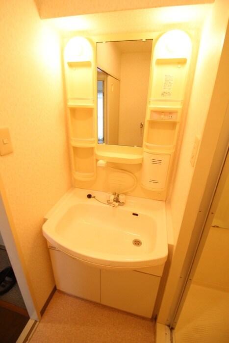 物件内観写真8　(洗面)