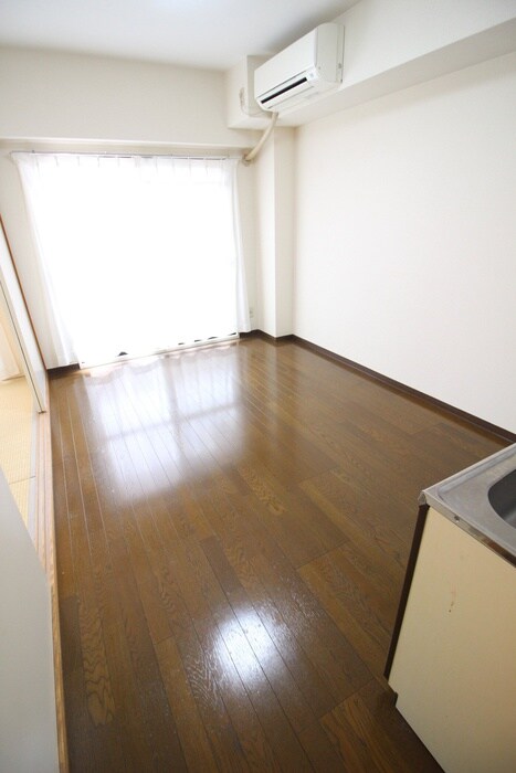 物件内観写真13　(居室)