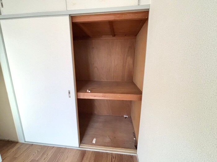 物件内観写真13　(収納)