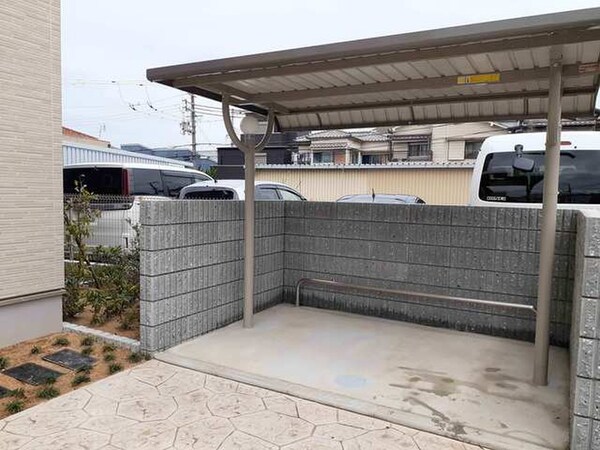 駐輪場