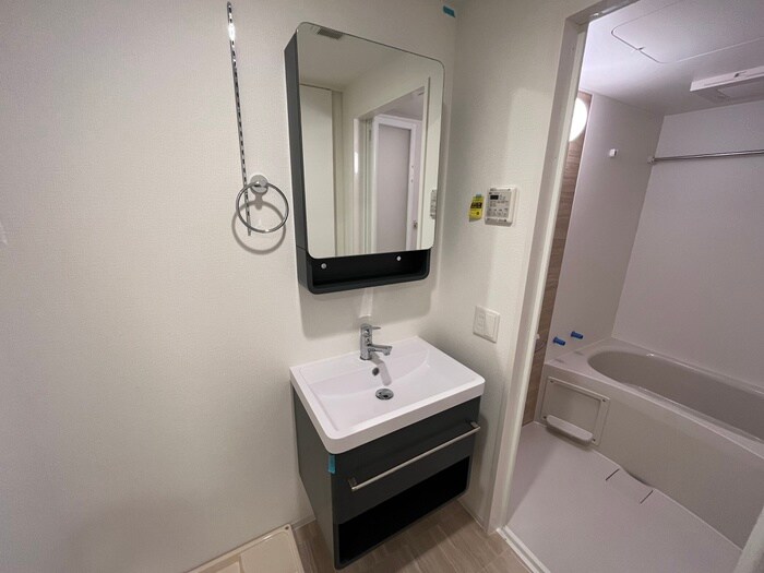 物件内観写真13　(洗面)