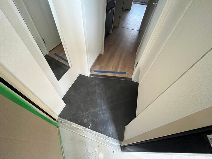 物件内観写真17　(玄関)