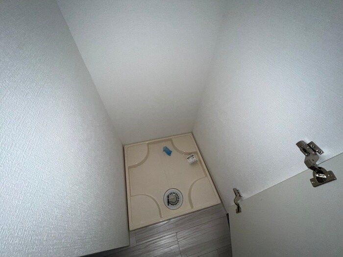 物件内観写真21　(洗濯機置場)