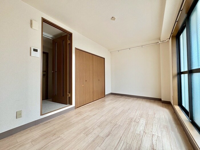 物件内観写真10　(居室)