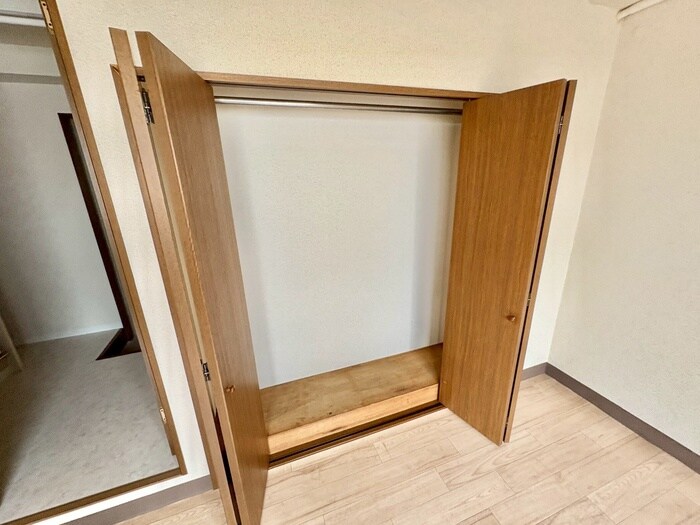 物件内観写真11　(収納)