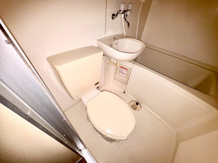 物件内観写真16　(トイレ)