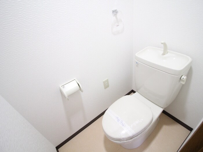 物件内観写真9　(トイレ)