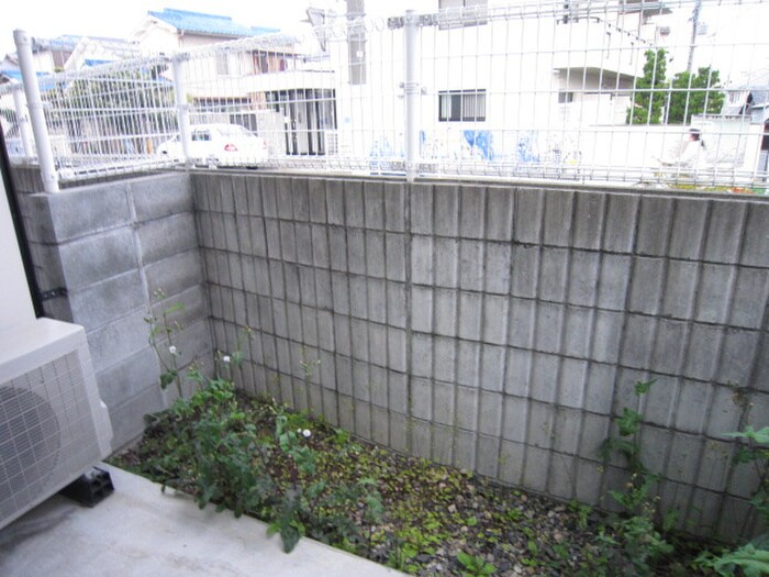 物件内観写真14　(室内からの展望)