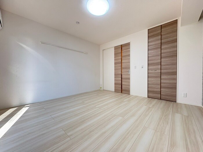 物件内観写真8　(居室)