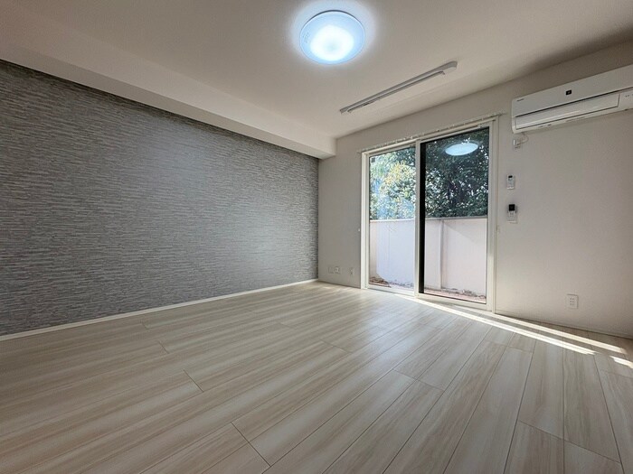 物件内観写真15　(居室)