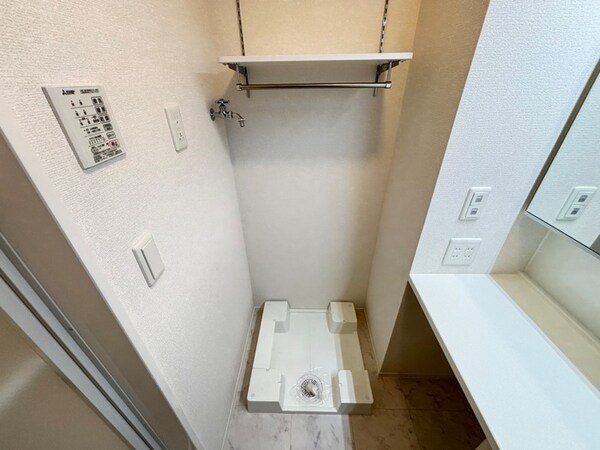 洗濯機置場