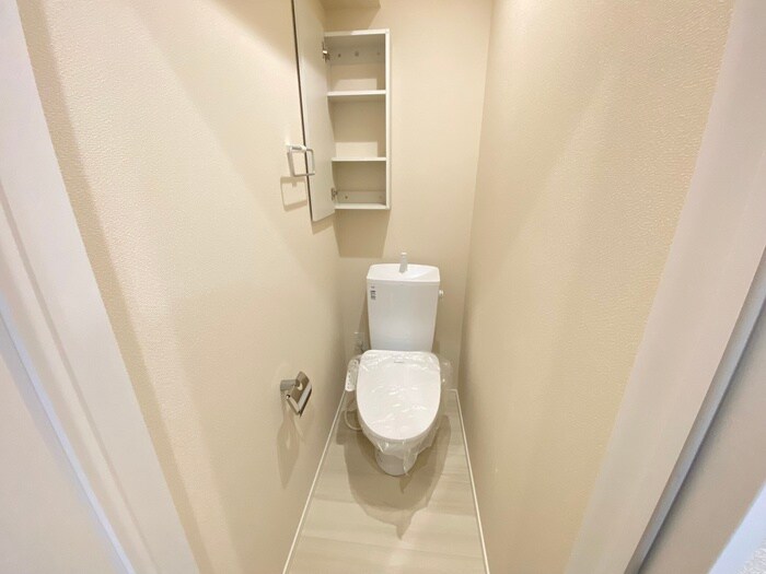 物件内観写真14　(トイレ)