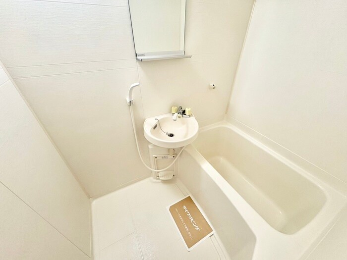 物件内観写真13　(洗面)