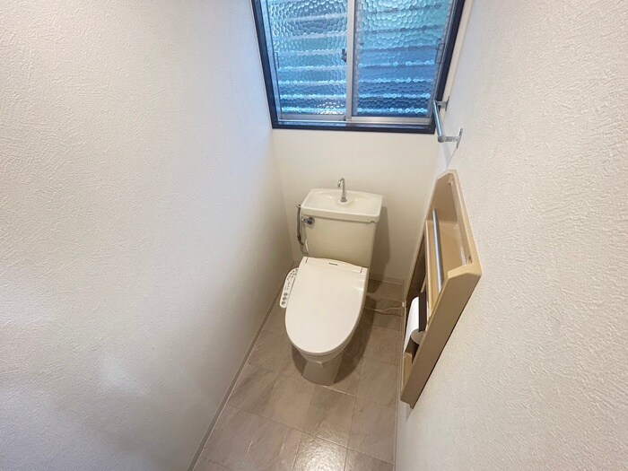 物件内観写真9　(トイレ)