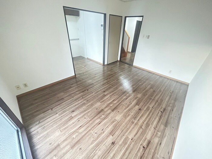 物件内観写真14　(居室)