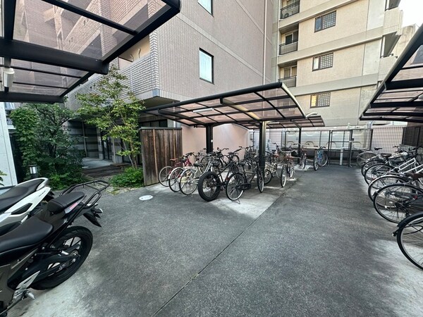 駐輪場