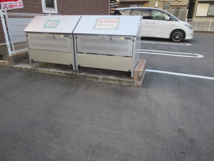 物件外観写真4　(建物設備)