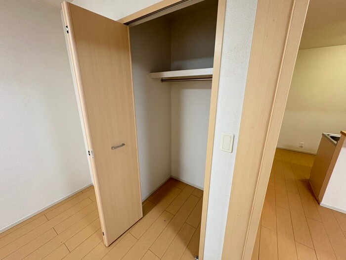 物件内観写真15　(収納)