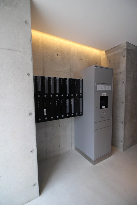 物件外観写真4　(建物設備)