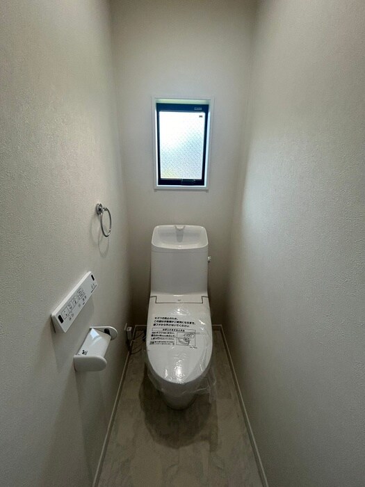 物件内観写真7　(トイレ)