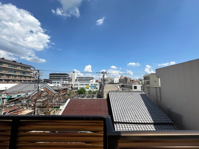 物件内観写真18　(室内からの展望)