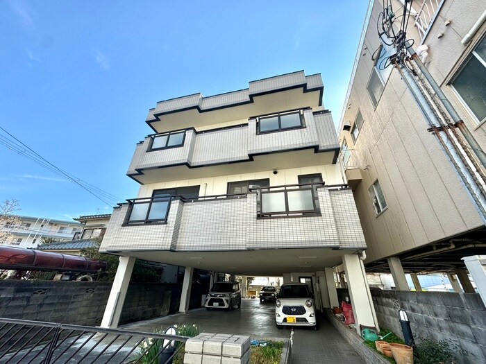 前田ファミリーの物件外観写真
