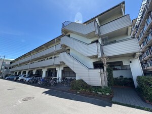 キャッスル東花園外観写真