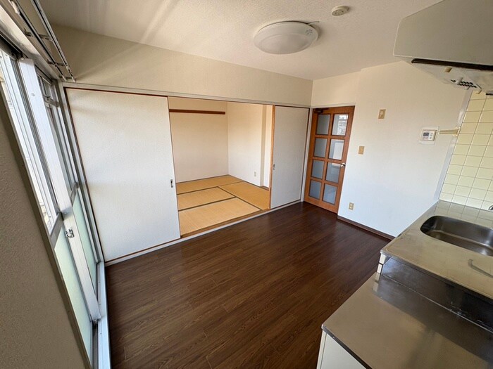 物件内観写真7　(居室)